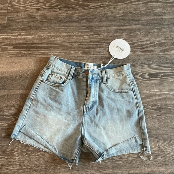 Princess Polly Jean Shorts - New with Tags! - Picture 3 of 5